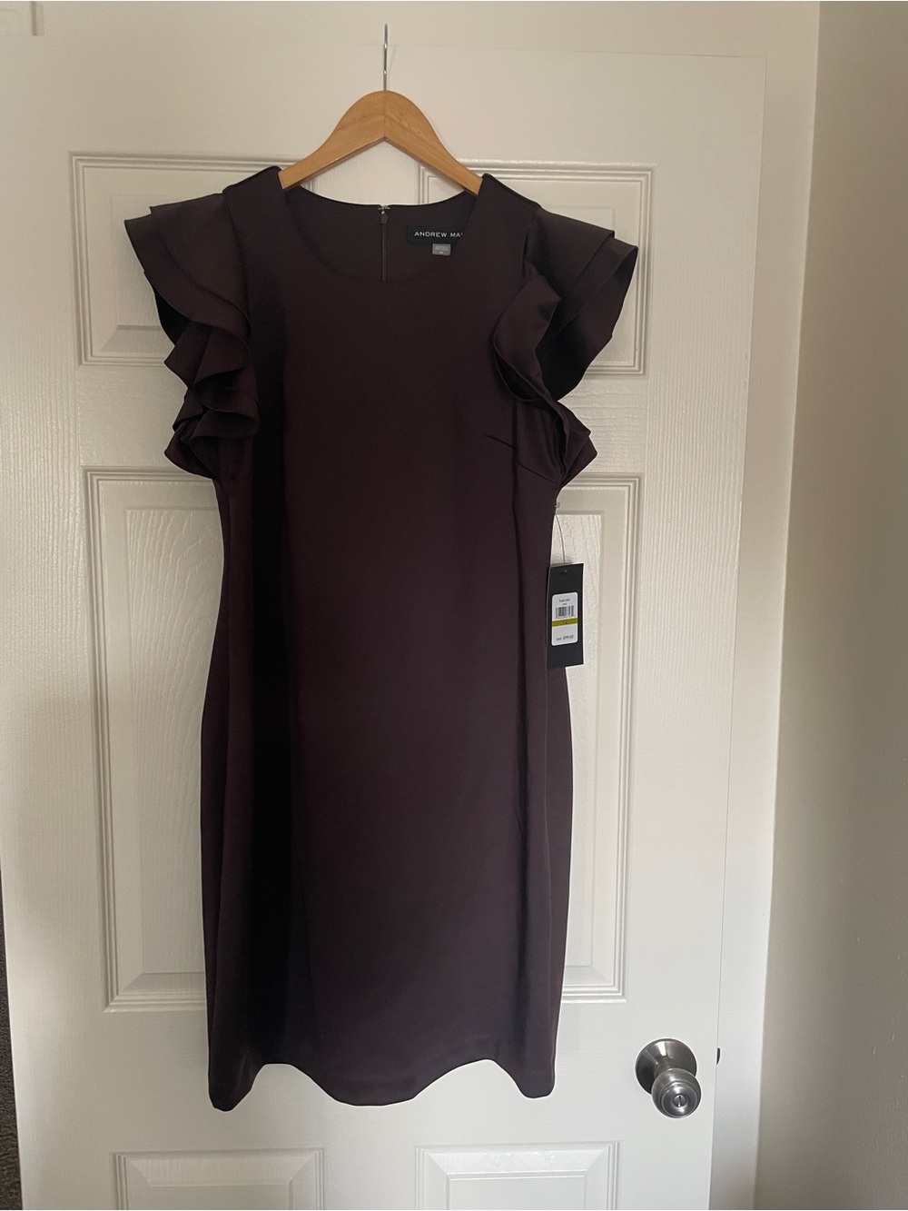 🤎 Andrew Marc Ruffle-Sleeve Crepe Shift Dress in Brown 🤎